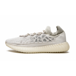 Yeezy Boost 350 V2 CMPCT...