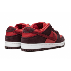 Dunk Low SB Cerise