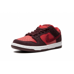 Dunk Low SB Cerise