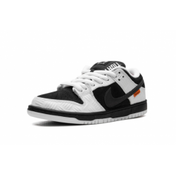 Dunk Low SB TIGHTBOOTH