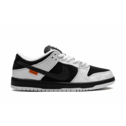 Dunk Low SB TIGHTBOOTH