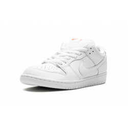 Dunk Low Pro SB Triple Blanc