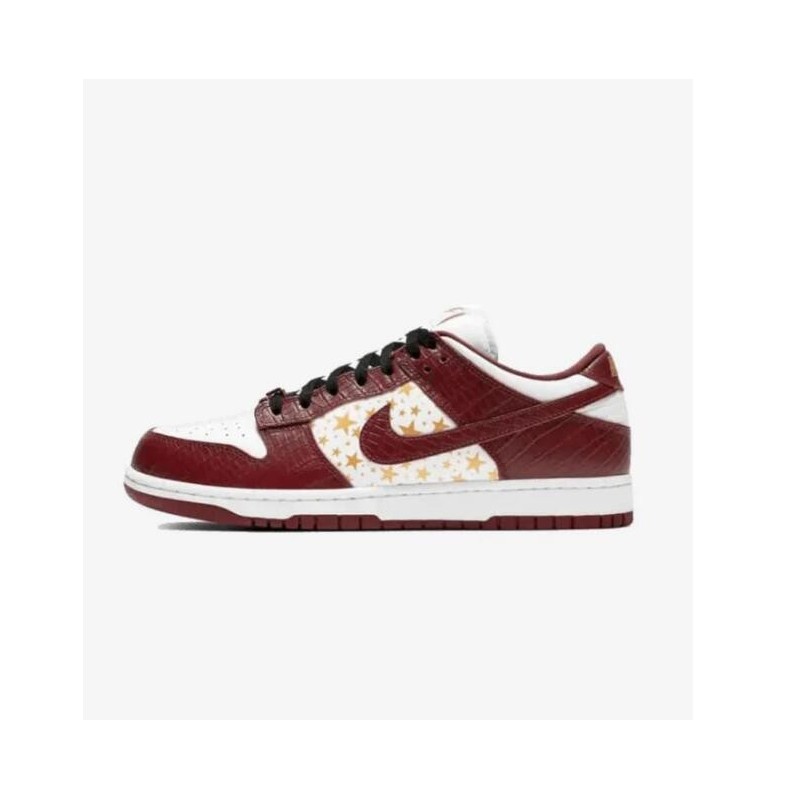 SB DUNK LOW SUPREME STARS MARRON BARKROOT (2021)