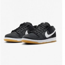 SB DUNK LOW NOIR GOMME