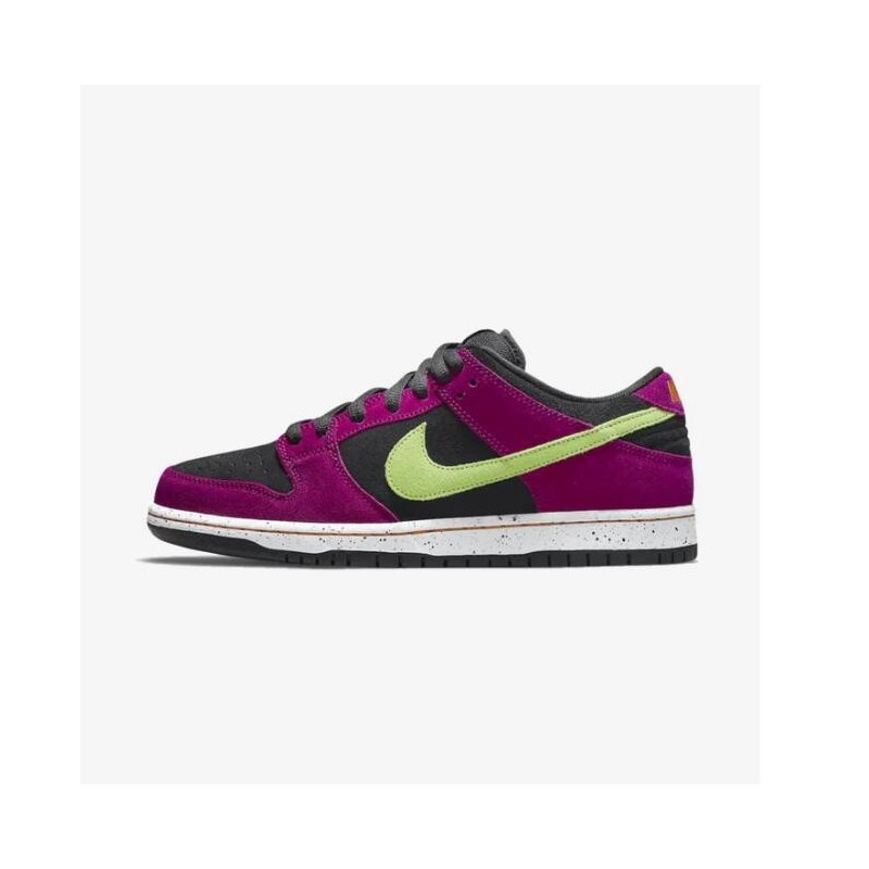 SB DUNK LOW PRO ACG TERRA ROUGE PRUNE