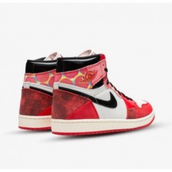 AIR JORDAN 1 HIGH OG SPIDER-MAN À TRAVERS LE SPIDER-VERSE